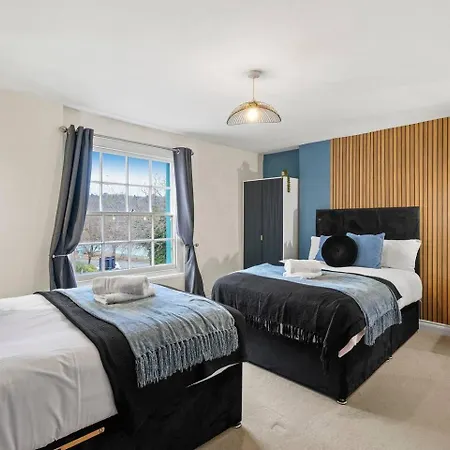 Harbourside Penthouse Sleep 16 Lejlighed *