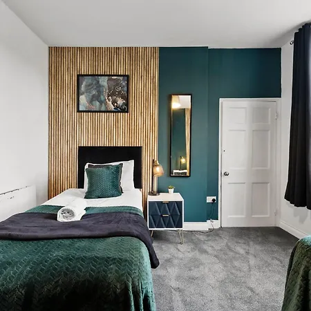 Harbourside Penthouse Sleep 16 Apartment