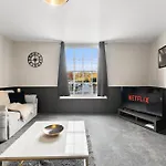 Harbourside Penthouse Sleep 16 布里斯托