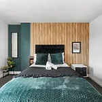 Harbourside Penthouse Sleep 16 布里斯托