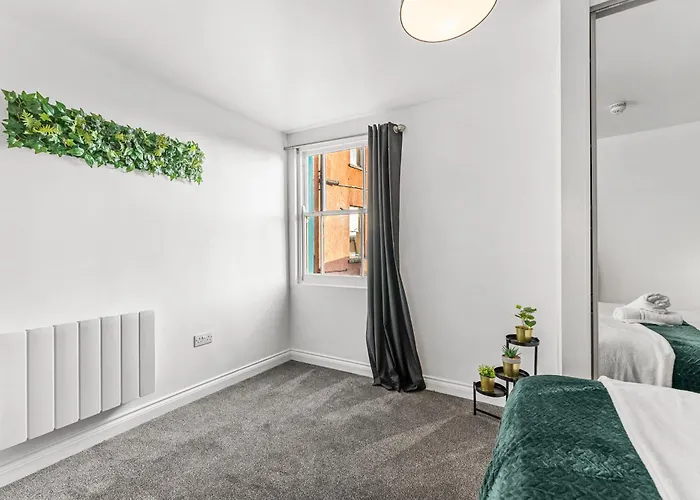 Harbourside Penthouse Sleep 16 * בריסטול